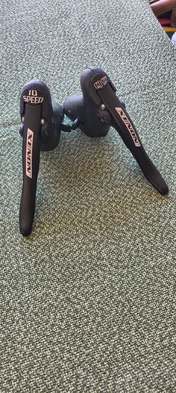 Campagnolo Xenon 10 Speed Shifters Drivetrain & Pedals de segunda mano