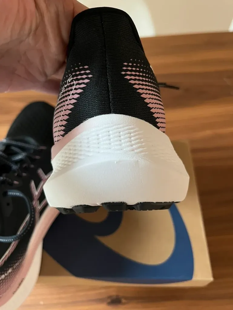 Použité Asics Gel Pursue 10 bike — obrázek 15 z 15