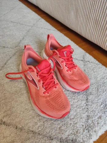 Used Brooks Glycerin 22 Running Shoes
