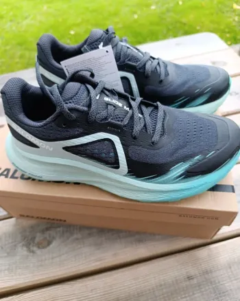 Used Salomon Glide Max TR W Running Shoes