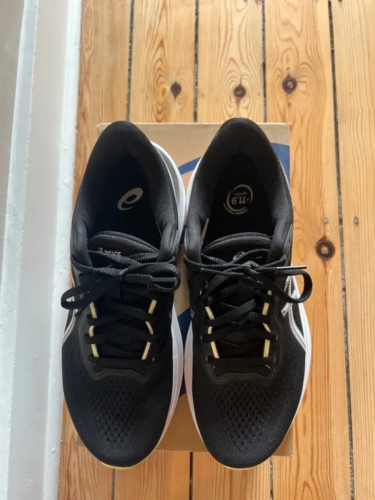 Used Asics GT-1000 13 bike — image 3 of 5