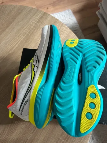 Used Saucony Endorphin Trainer bike — image 4 of 4