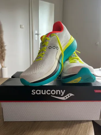 Used Saucony Endorphin Trainer bike — image 2 of 4
