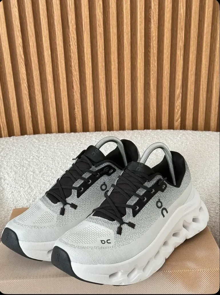Used On Running On Cloud bike — image 2 of 6