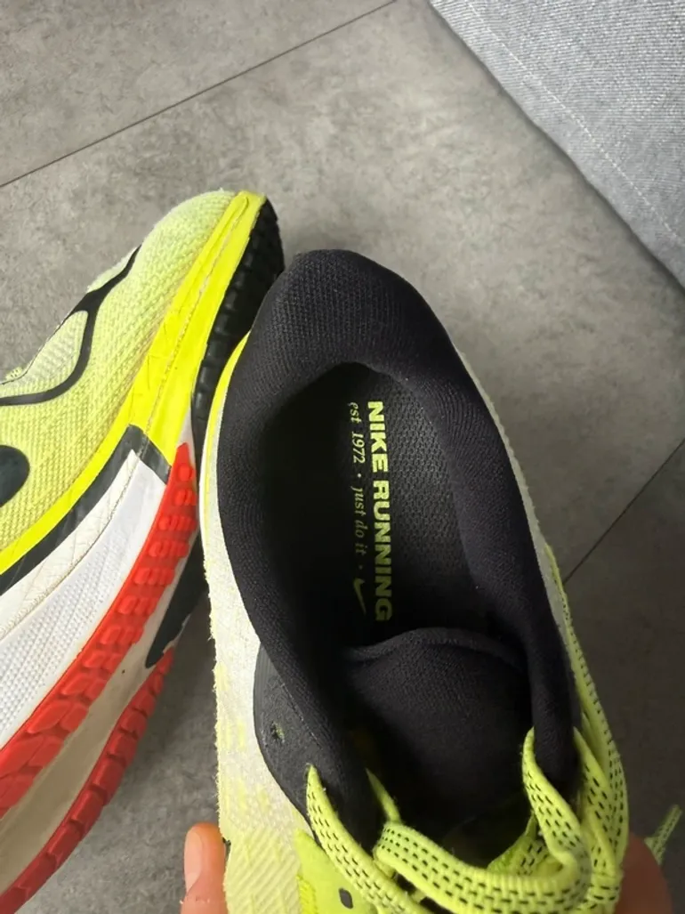 Used Nike Vomero 17 bike — image 6 of 8