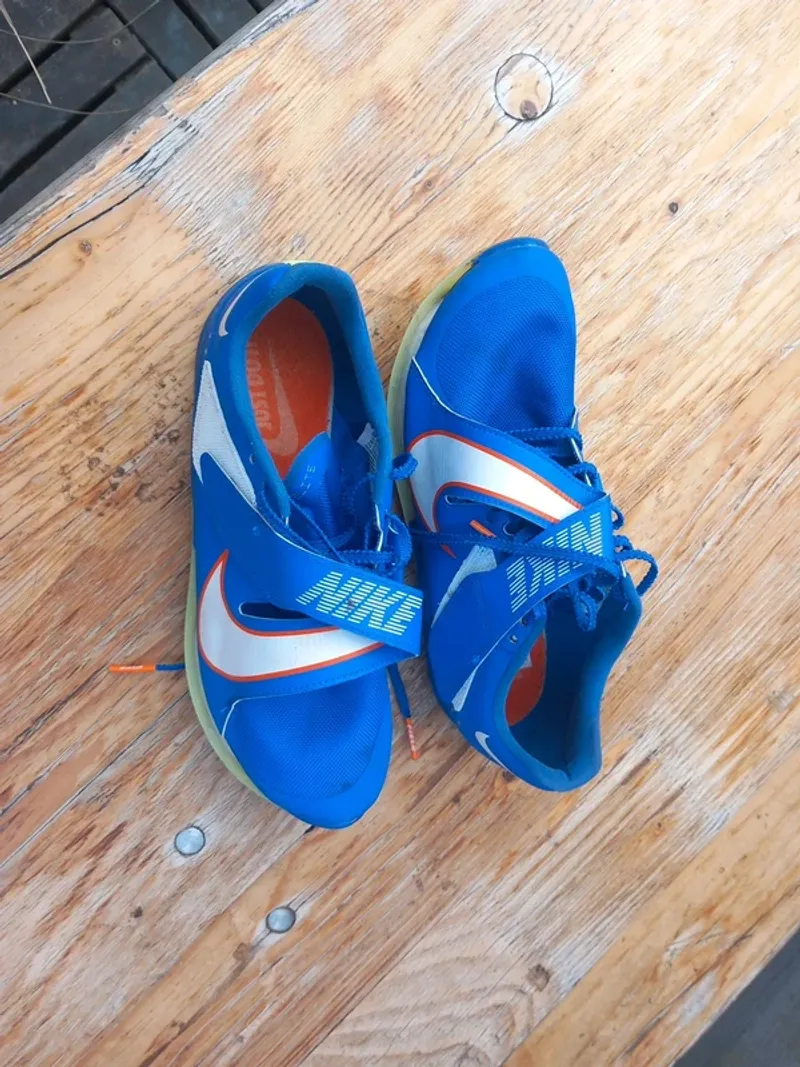 Nike Spikes jumping bike usato — immagine 9 di 11
