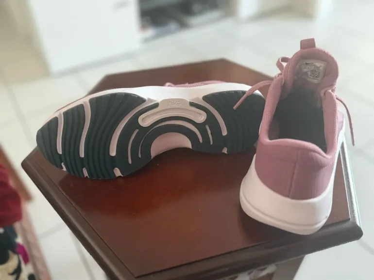 Tweedehands 100% Nike Shoes bike — afbeelding 6 van 7