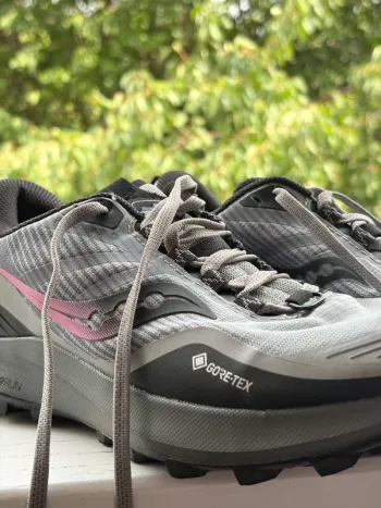 Gebrauchtes Saucony Trail Schuhe bike — Bild 2 von 8
