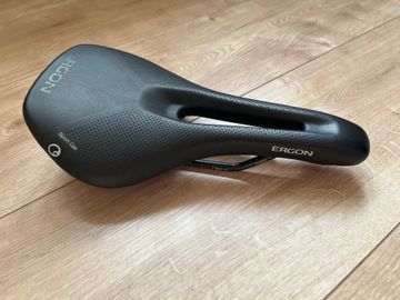 Tweedehands Ergon SR Sport Gel Saddles & Seatposts