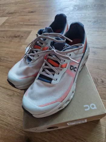 Used On Running Cloudvista 2 Running Shoes