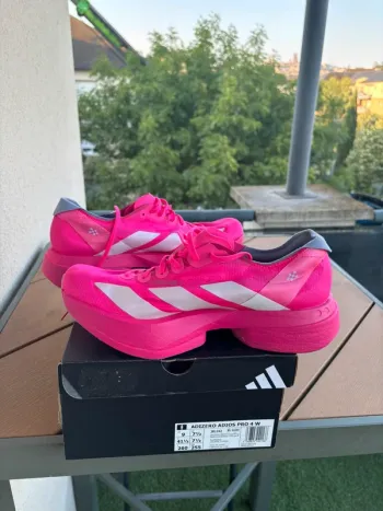 Używany Adidas Adizero Adios Pro 4 bike — zdjęcie 2 z 4