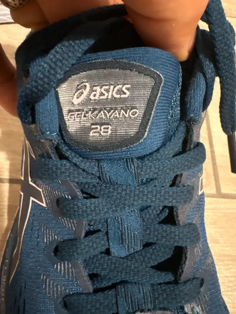 Tweedehands Asics GEL-Kayano 28 bike — afbeelding 8 van 12