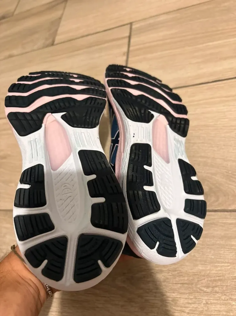 Tweedehands Asics GEL-Kayano 28 bike — afbeelding 12 van 12