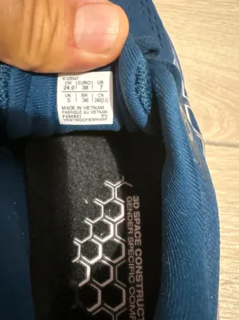 Tweedehands Asics GEL-Kayano 28 bike — afbeelding 10 van 12