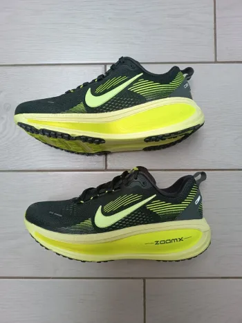 Tweedehands Pegasus Vomero 18 Running Shoes