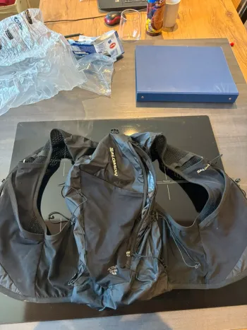 Salomon Skin 12 Running Accessories d'occasion