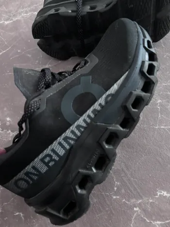 Brugt Scarpa Cloudmonster 2 bike — billede 2 af 8