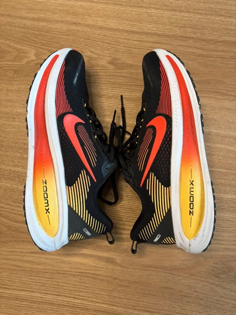 Used Nike Zoom X Vomero 18 bike — image 5 of 7