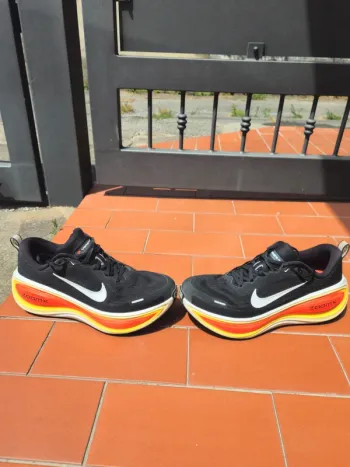 Tweedehands Altro Vomero Plus Running Shoes