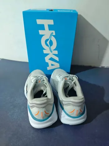 Tweedehands Hoka Shoes size 44 bike — afbeelding 4 van 5