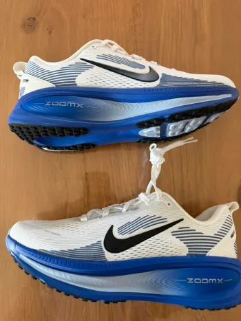 Used Nike Zoom Vomero 18 Running Shoes