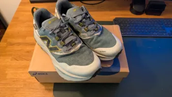 New Balance Hierro V9 GTX Running Shoes usato