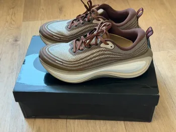 Tweedehands Nike Vomero Plus QS Running Shoes