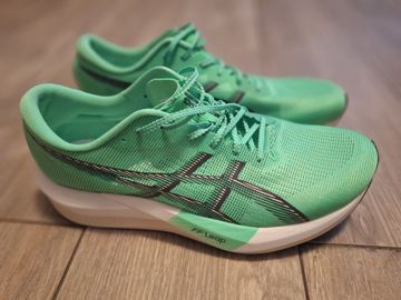 Gebrauchtes Asics Magic Speed 5 2026 bike — Bild 1 von 5