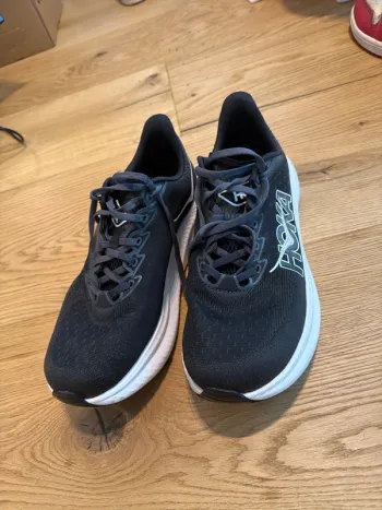 Used Hoka Mach 6 Running Shoes