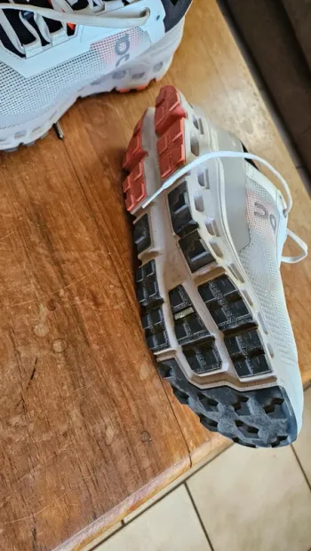 Tweedehands On Running On Cloud bike — afbeelding 6 van 6