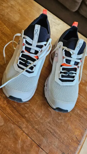 Tweedehands On Running On Cloud Running Shoes