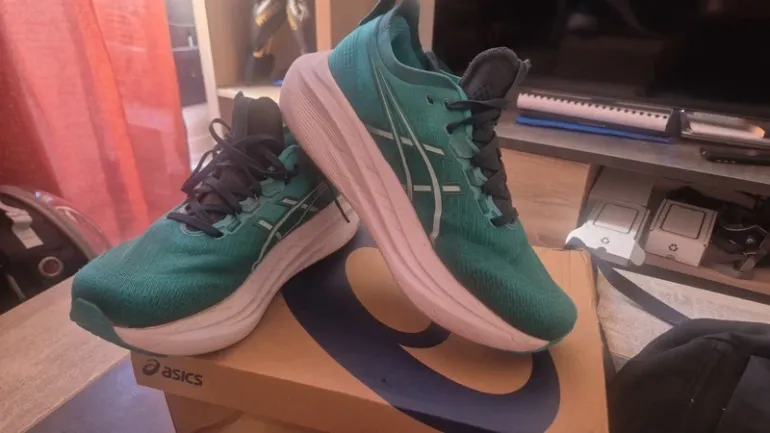 Použité Ideal Asics Running Shoes 42.5 bike — obrázek 5 z 6