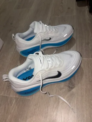 Used Nike Vomero Plus Running Shoes