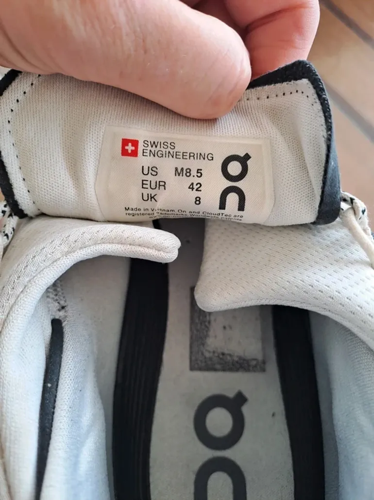 Gebrauchtes On Running On Schuhe bike — Bild 2 von 4