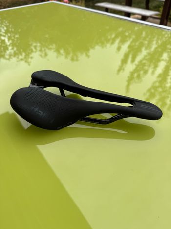 Käytetty Selle Italia SLR Boost Carbon Superflow 2026 Saddles & Seatposts
