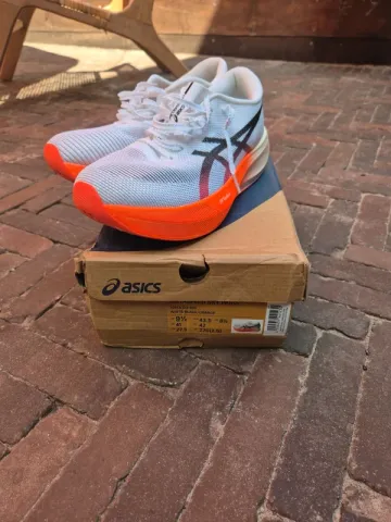 Tweedehands Asics Metaspeed Sky Paris Running Shoes