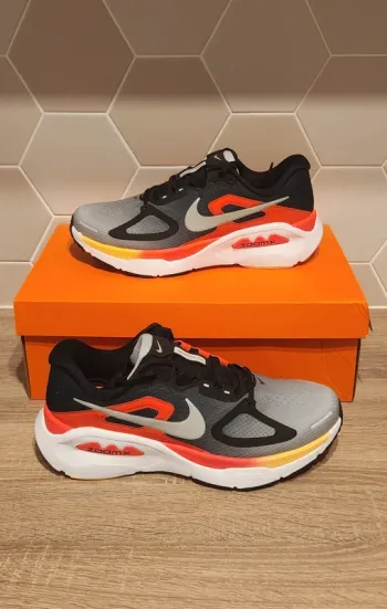 Used Orange Air Zoom Structure Plus Running Shoes