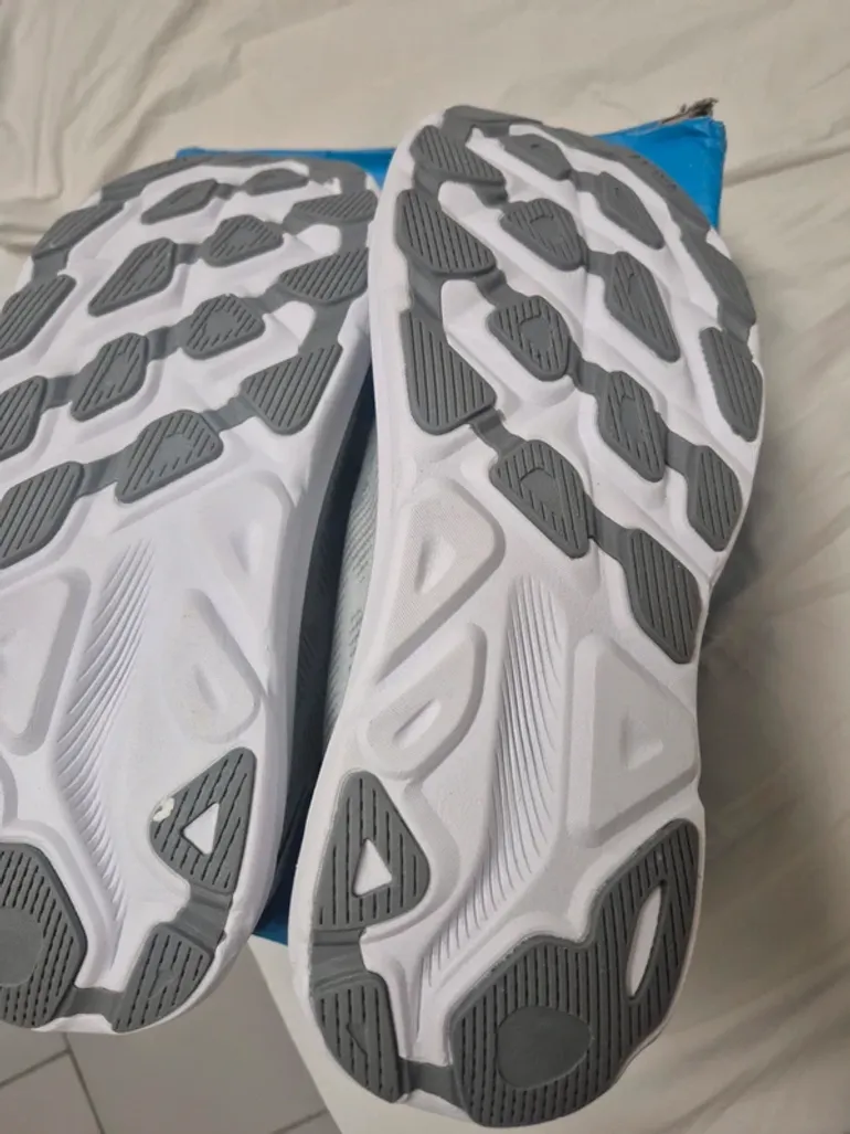 Used Hoka Clifton 9 bike — image 6 of 7