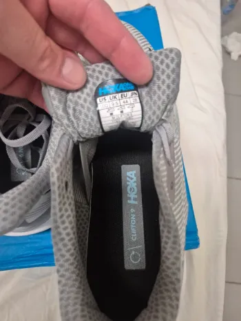 Used Hoka Clifton 9 bike — image 7 of 7