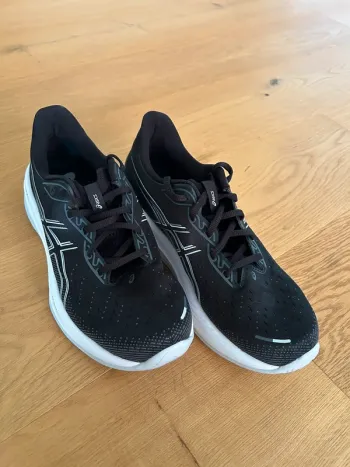 Asics Gel-Cumulus 26 Running Shoes d'occasion