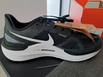 Used Nike Air Zoom Structure 25 bike — image 3 of 5