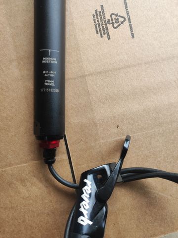 Used RockShox Reverb C1 2024 bike — image 2 of 5