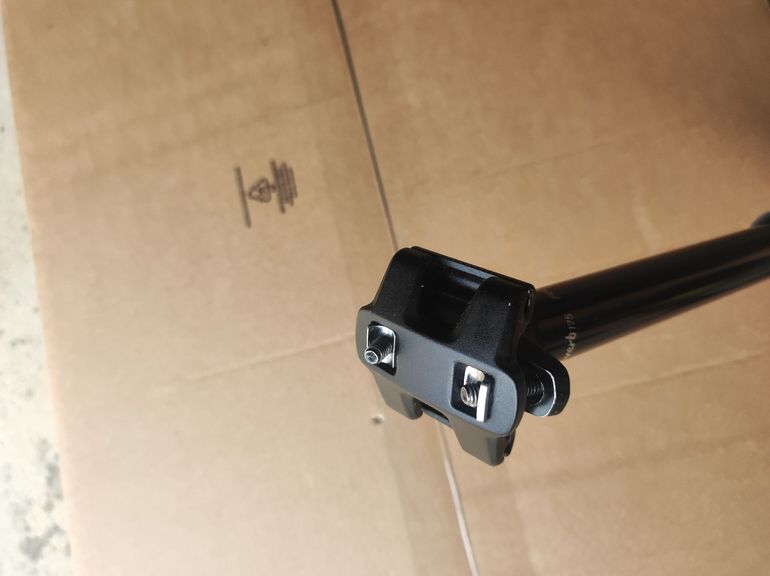 RockShox Reverb C1 2024 bike usato — immagine 4 di 5