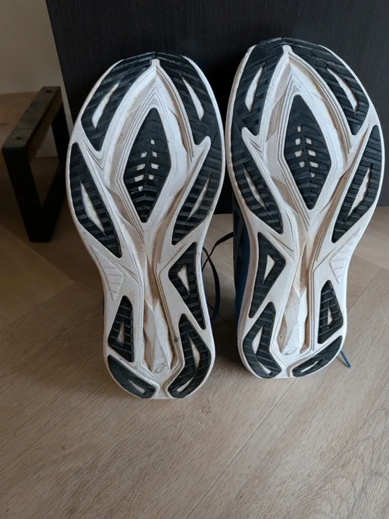 Asics Superblast 2 bike d'occasion — image 8 sur 8