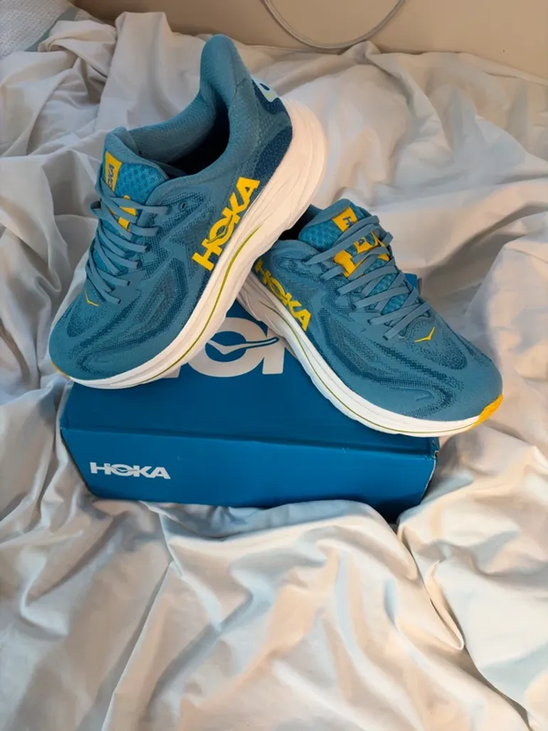 Used Hoka Clifton 10 bike — image 2 of 11