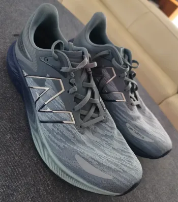 New Balance running shoes Running Shoes usato