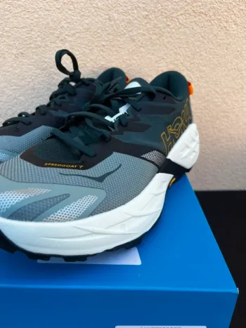 Tweedehands Hoka Speedgoat 7 bike — afbeelding 6 van 7