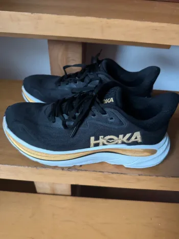 Używany Hoka Clifton 10 Running Shoes