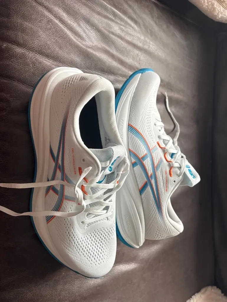 Używany Asics Gel Cumulus 28 bike — zdjęcie 4 z 4