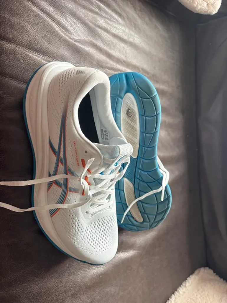 Używany Asics Gel Cumulus 28 bike — zdjęcie 3 z 4